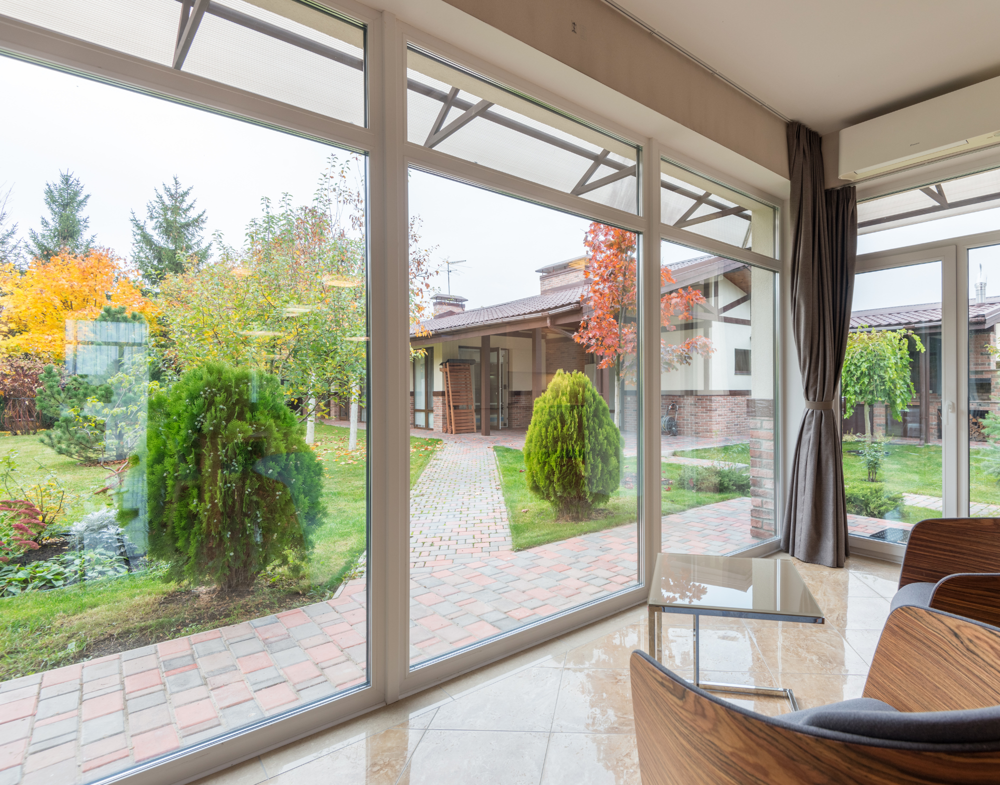 Panoramic Window